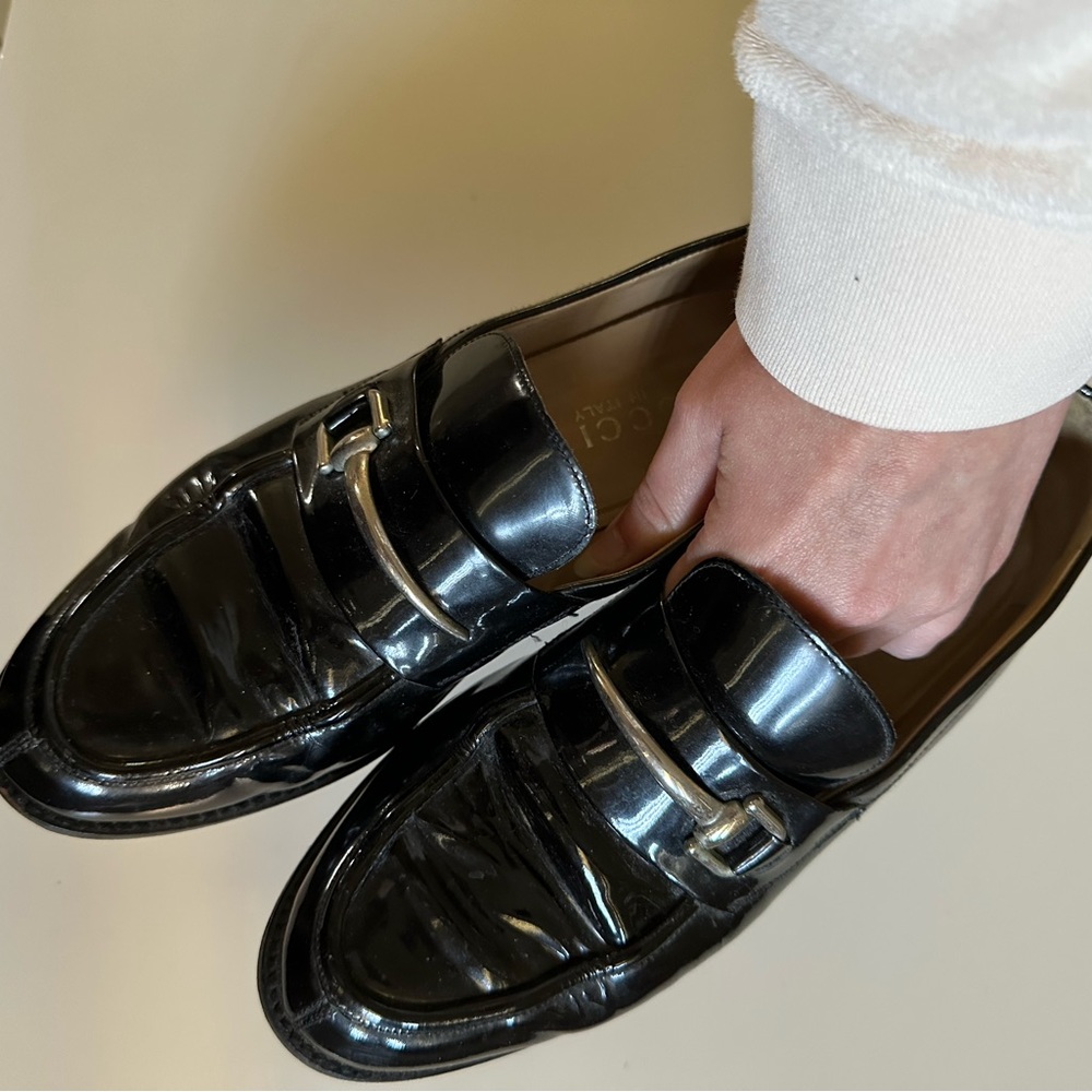 Gucci Loafers - Picture 3 of 16